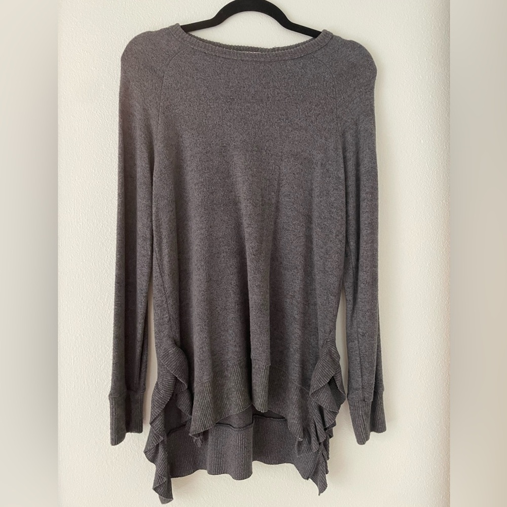 ANTHROPOLOGIE Tunic Style Shirt With Split Ruffle Hem